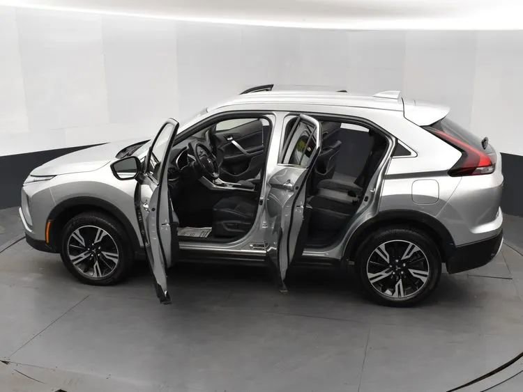 Used 2024 Mitsubishi Eclipse Cross SE AWD/4WD image 7