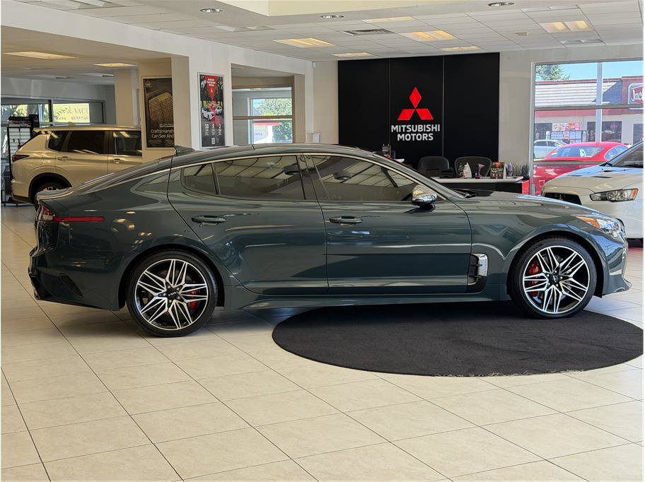 Used 2022 Kia Stinger GT2 AWD/4WD image 4