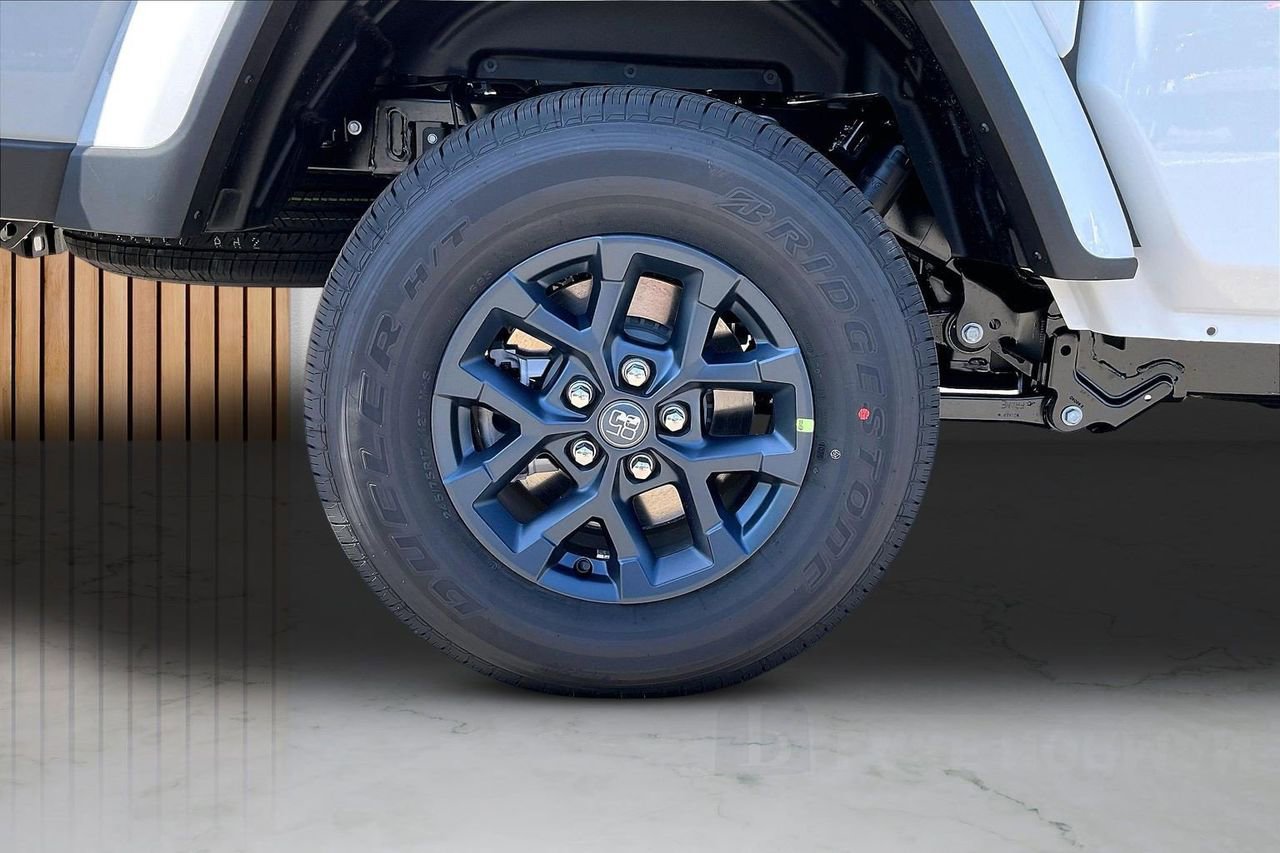 New 2026 Jeep Gladiator Sport AWD/4WD image 34