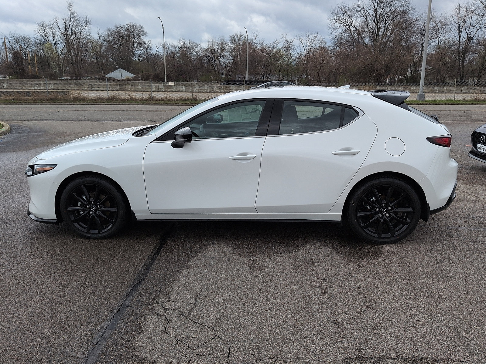 New 2026 MAZDA MAZDA3 Hatchback w/Premium Plus Pkg AWD/4WD image 4