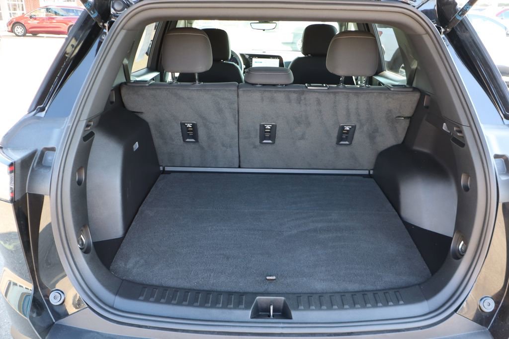 Used 2025 Chevrolet Equinox LT w/ Safety and Technology Package image 33