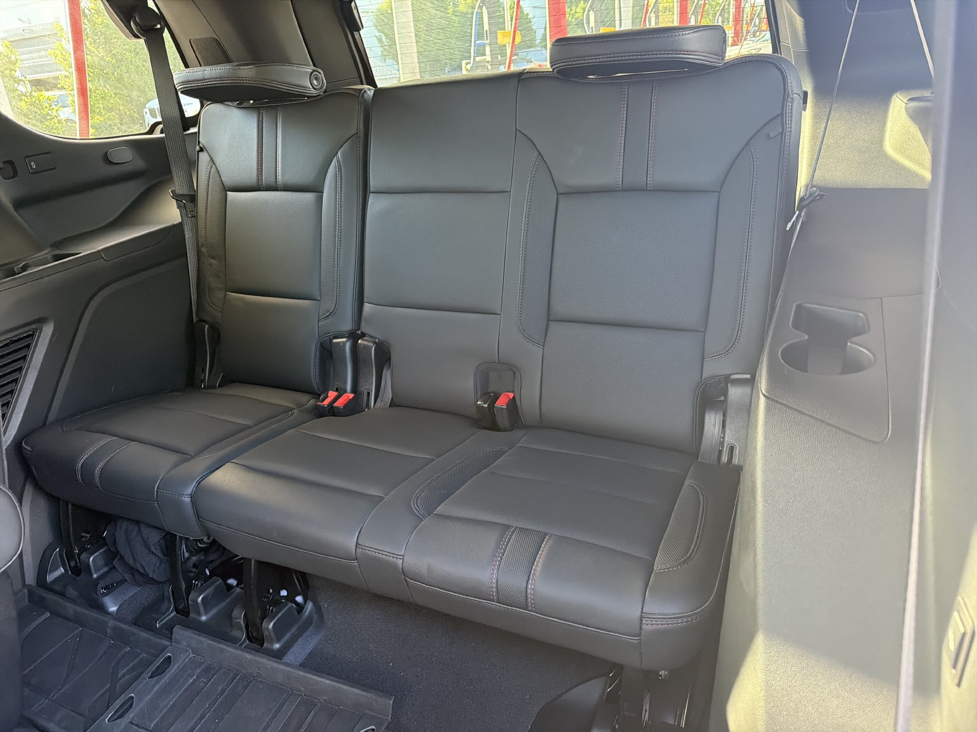 Used 2024 Chevrolet Tahoe RST w/ Luxury Package RWD image 20