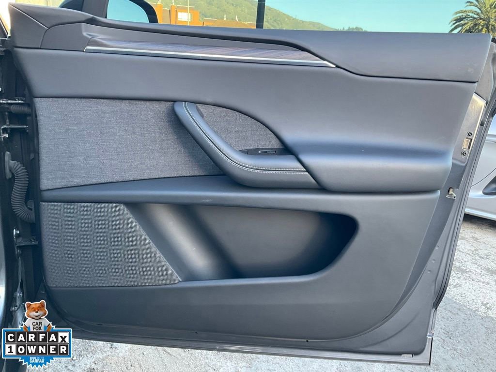 Used 2023 Tesla Model X image 83
