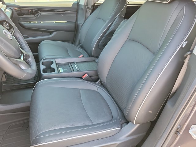 Used 2024 Honda Odyssey Elite image 13