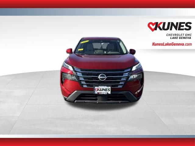 Used 2025 Nissan Rogue SV image 11