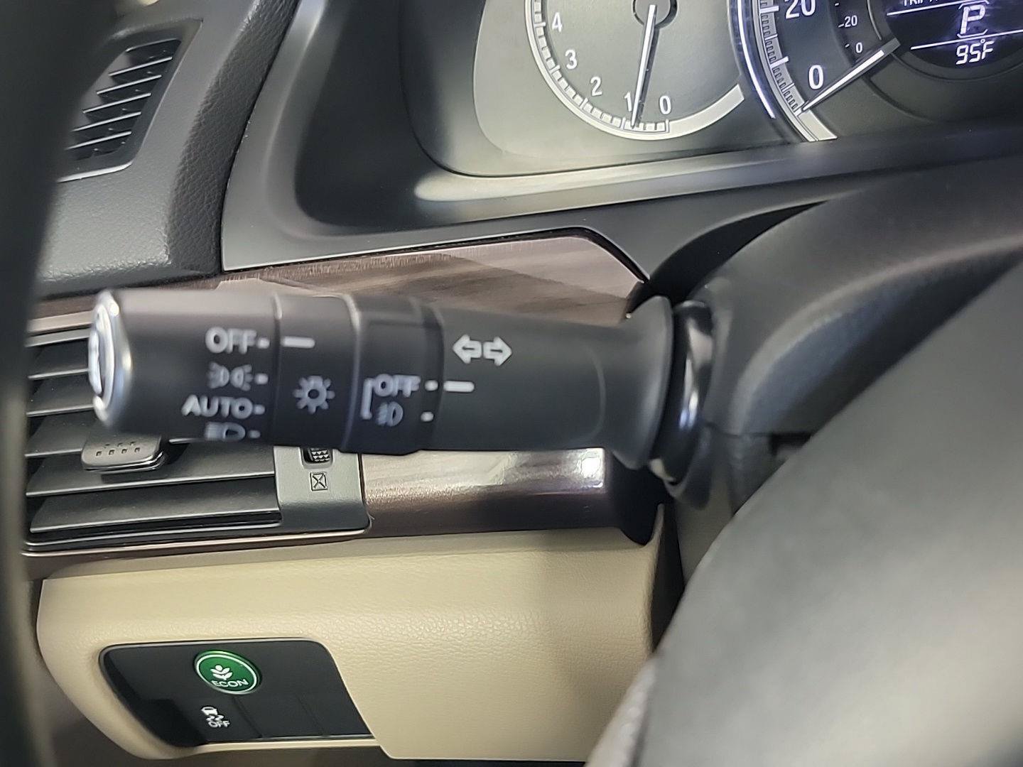 Certified 2017 Honda Accord EX image 27