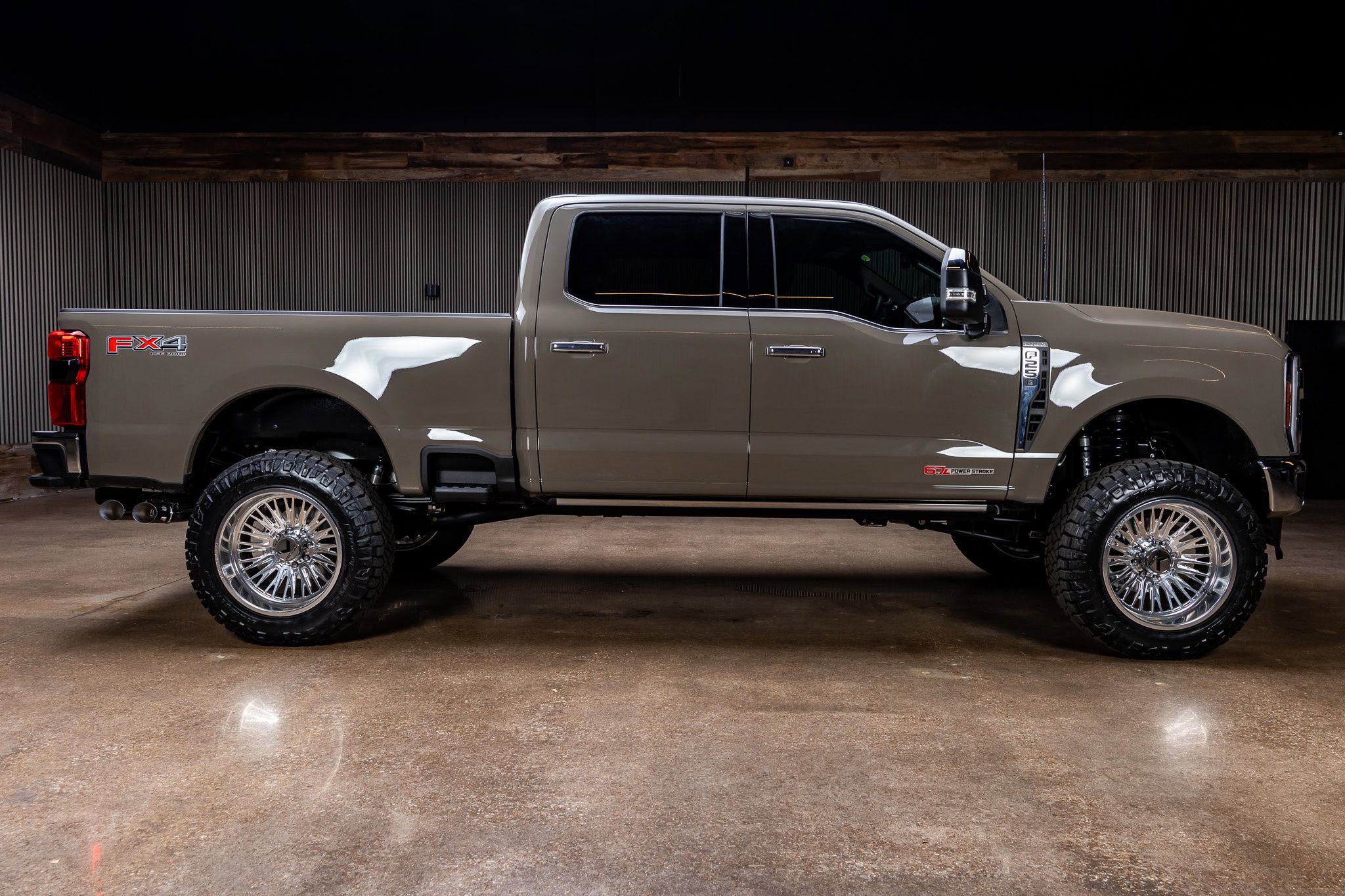 Used 2026 Ford F250 King Ranch w/ Chrome Package image 11