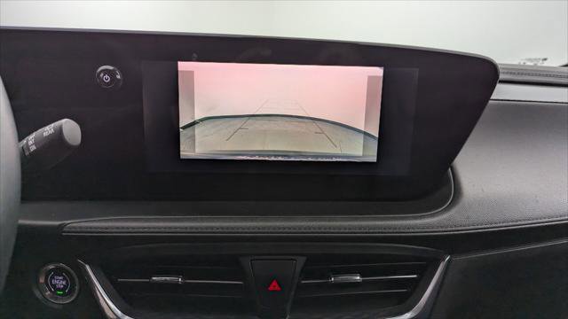 Used 2024 Buick Encore GX Sport Touring w/ Comfort Package image 28
