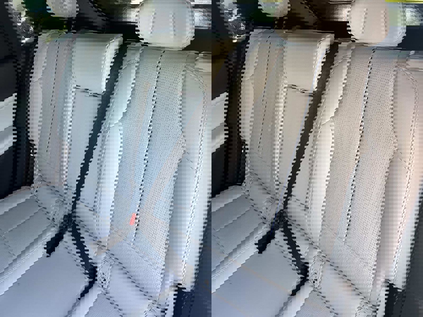 Used 2024 Cadillac Lyriq Luxury image 13