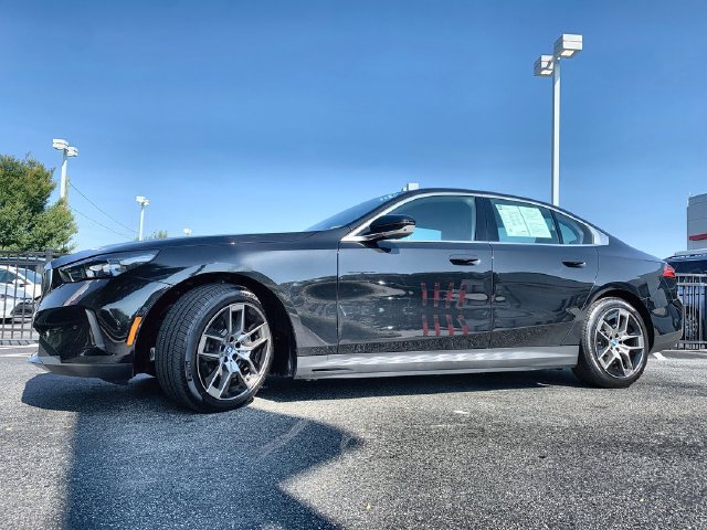 Used 2024 BMW i5 eDrive40i RWD image 5