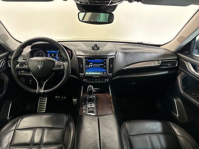 Used 2017 Maserati Levante S image 31