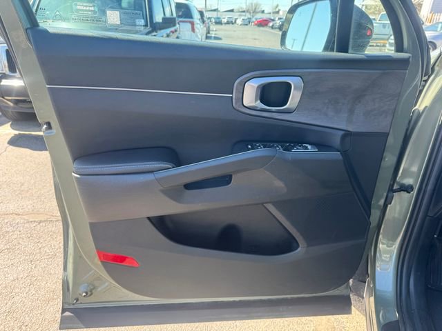 Used 2024 Kia Sorento X-Line EX image 12