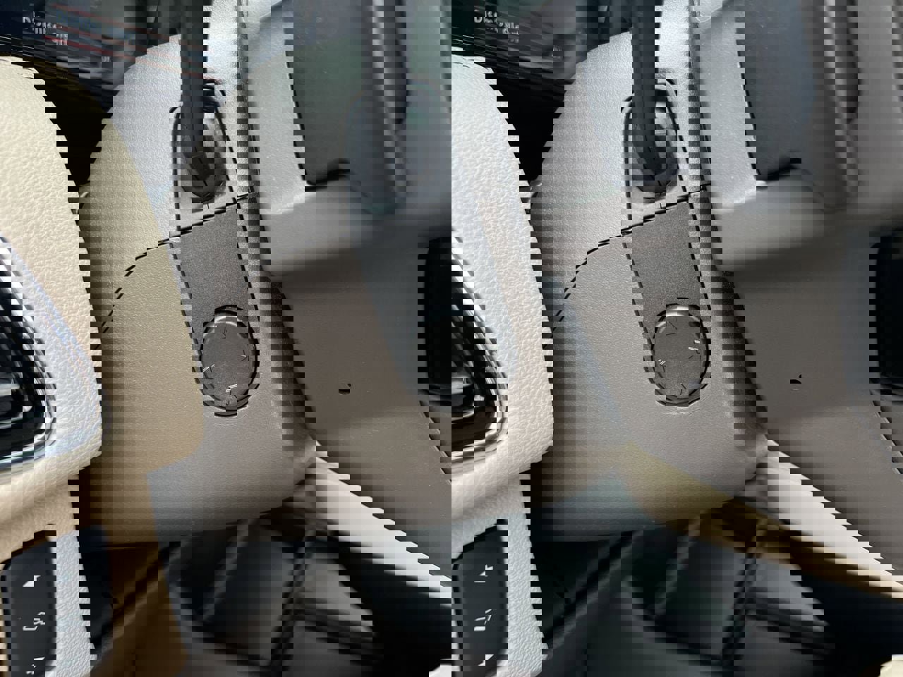 Used 2024 Lincoln Navigator Premiere image 13