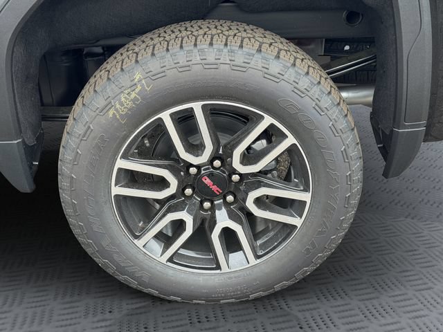 New 2026 GMC Sierra 1500 AT4 w/ AT4 Premium Package AWD/4WD image 27