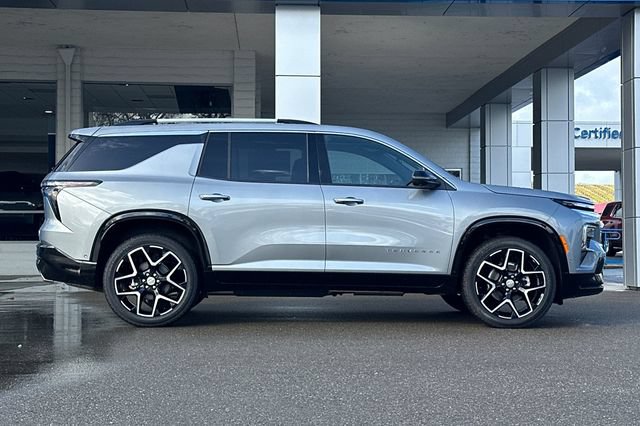 New 2026 Chevrolet Traverse High Country FWD image 5