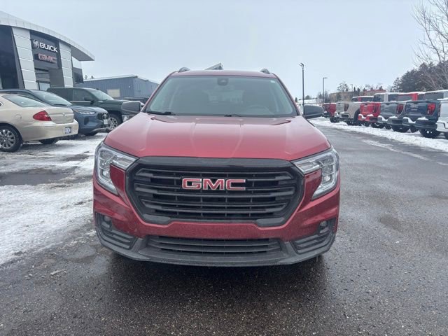 Used 2023 GMC Terrain SLT w/ Elevation Edition image 3
