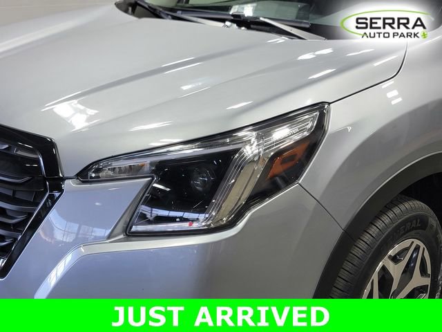 Certified 2023 Subaru Forester Premium image 9