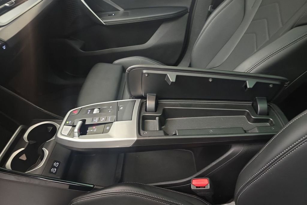 Certified 2025 BMW X2 xDrive28i image 22