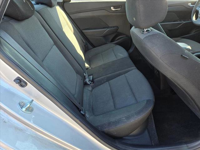 Used 2022 Hyundai Accent SEL image 17