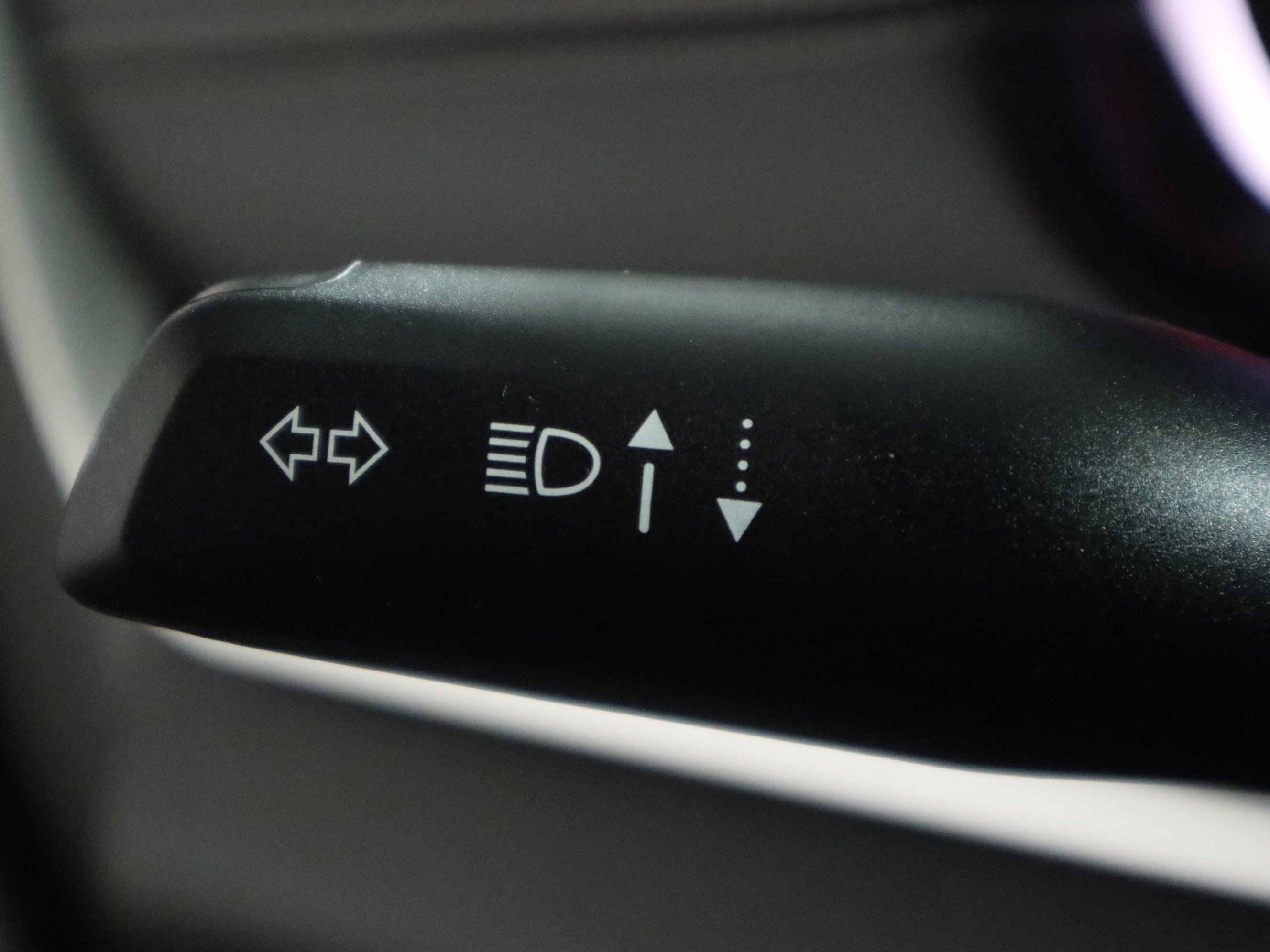 Used 2023 Jeep Grand Cherokee Altitude image 31