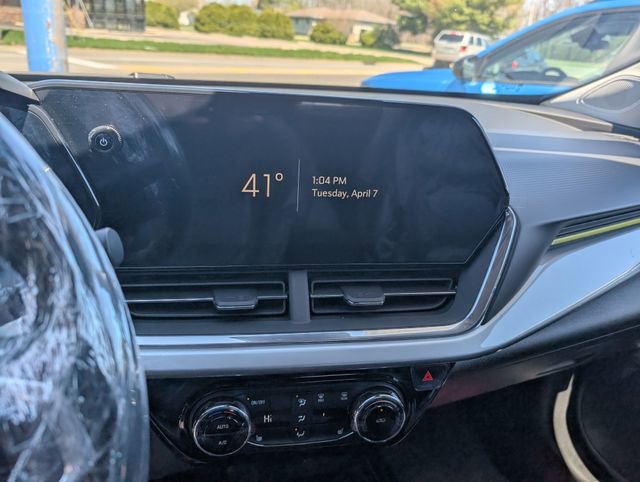 New 2026 Chevrolet Trax LT w/ Driver Confidence Package image 20