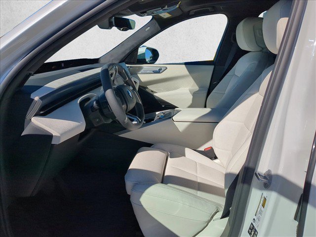 New 2027 BMW X5 xDrive50e w/ Luxury Package AWD/4WD image 4