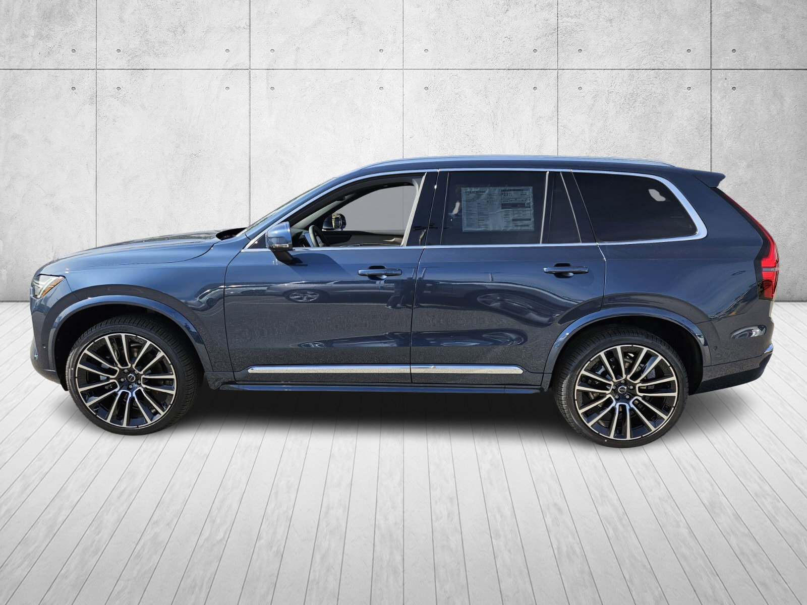 New 2026 Volvo XC90 B6 Plus AWD/4WD image 4