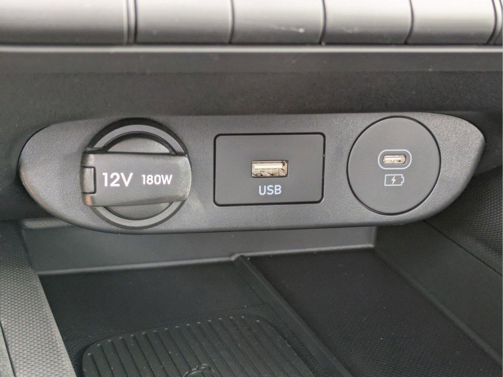 New 2026 Hyundai Elantra Sport image 22