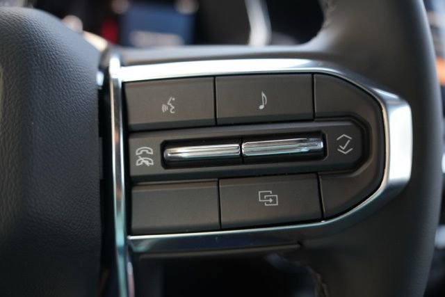 New 2025 GMC Canyon Elevation w/ Convenience Package image 13