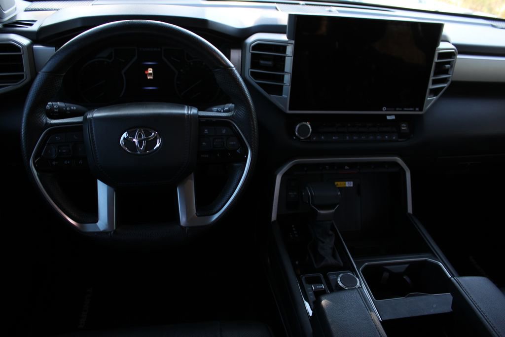 Used 2022 Toyota Tundra Limited image 11