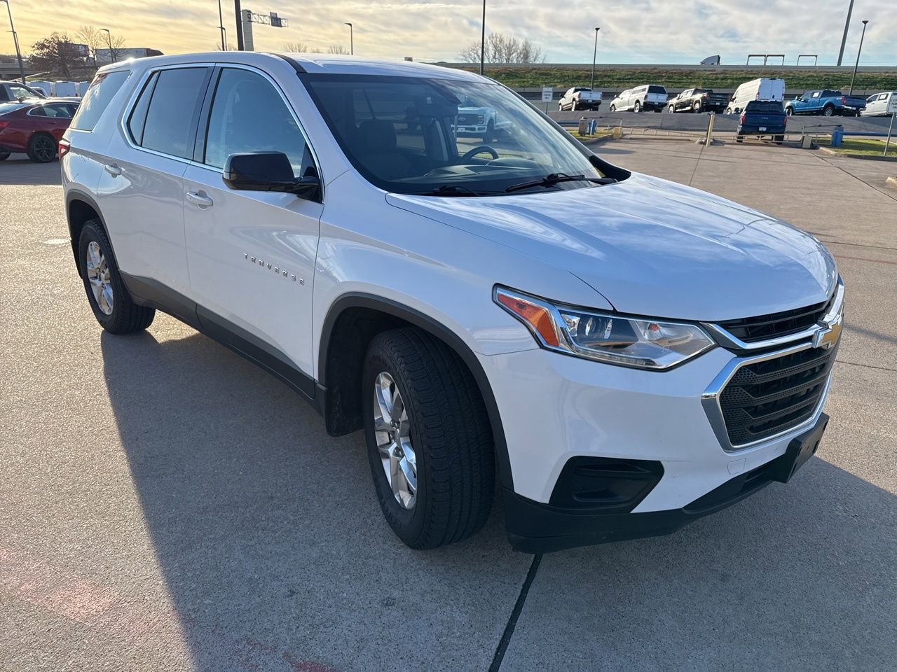 Used 2018 Chevrolet Traverse LS image 17