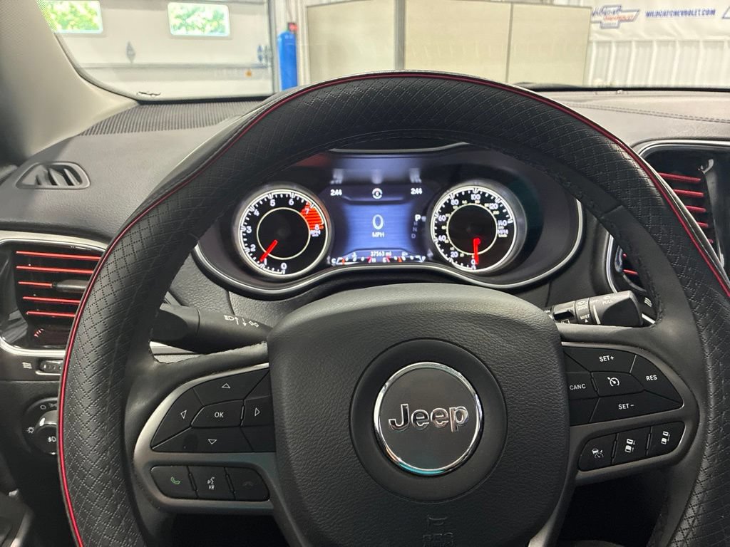 Used 2021 Jeep Cherokee Limited AWD/4WD image 21