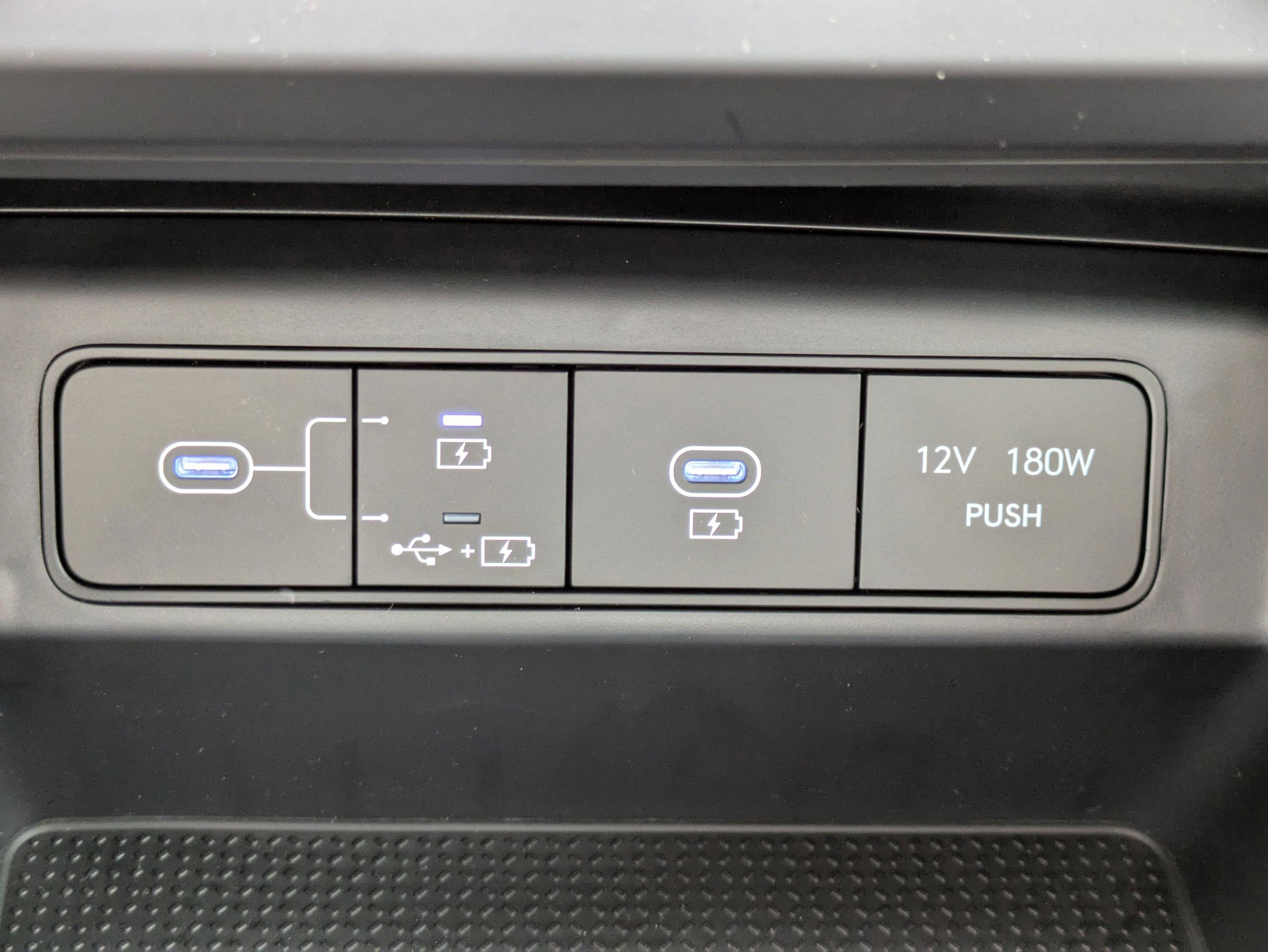 New 2026 Hyundai Tucson SE image 22