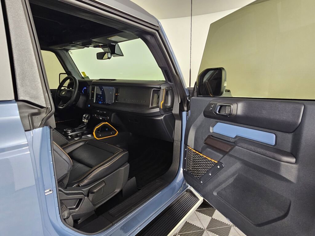Used 2024 Ford Bronco Badlands image 34