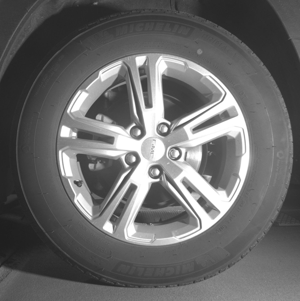 Used 2024 GMC Terrain SLE image 19