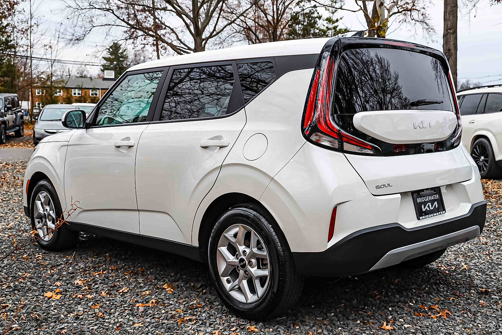 Certified 2025 Kia Soul LX w/ LX Technology Package image 4