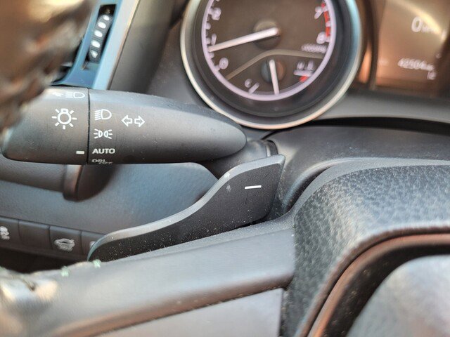 Used 2021 Toyota Camry SE image 30