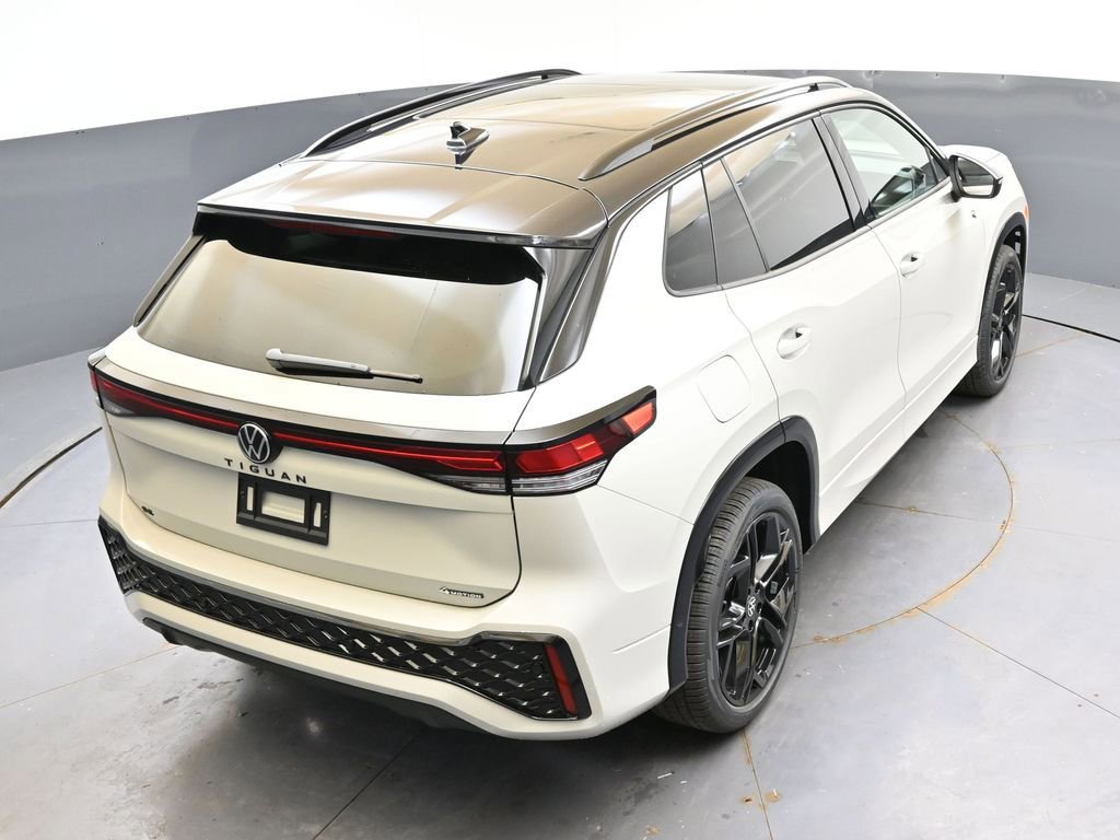 New 2026 Volkswagen Tiguan SE R-Line AWD/4WD image 40