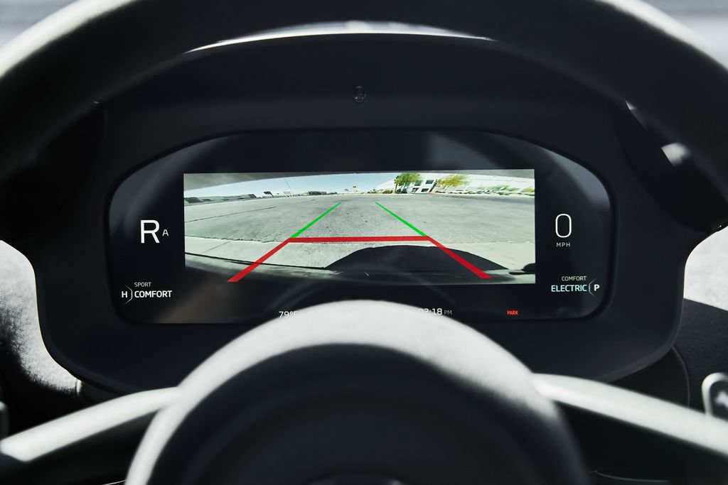 Used 2024 McLaren Artura RWD image 53