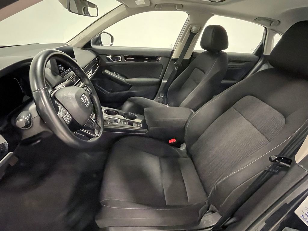 Used 2024 Honda Civic EX image 3