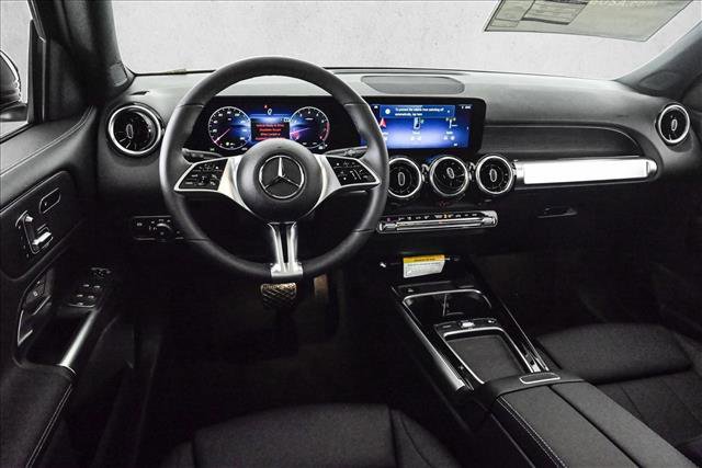New 2026 Mercedes-Benz GLB 250 4MATIC image 20