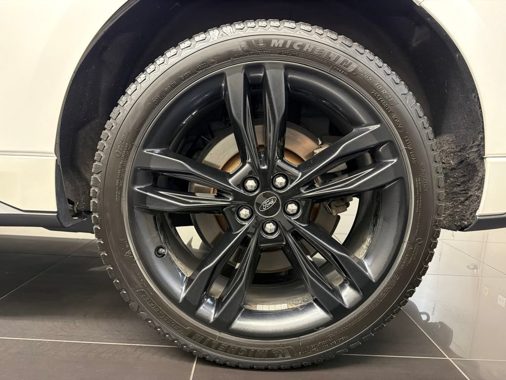 Certified 2019 Ford Edge ST w/ Equipment Group 401A AWD/4WD image 6