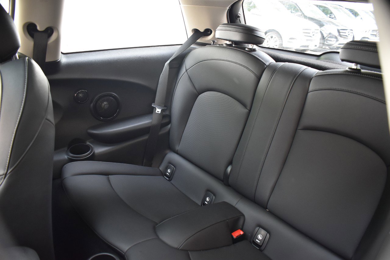 Used 2024 MINI Cooper SE FWD image 19