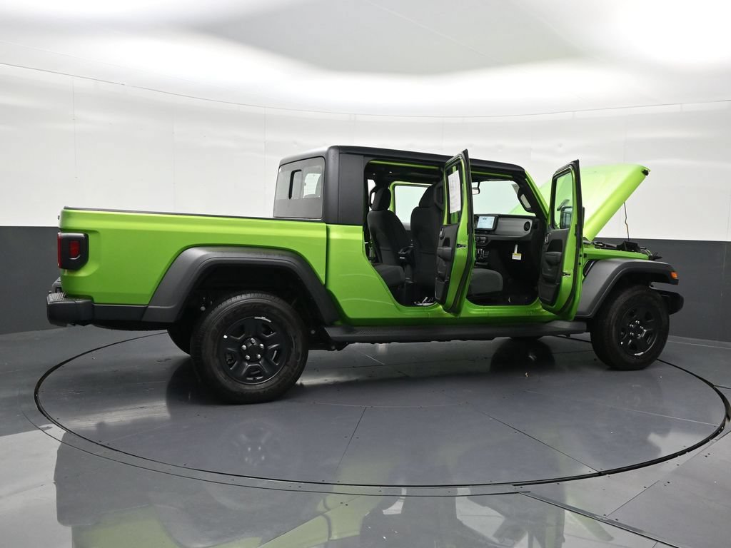 Used 2025 Jeep Gladiator Sport AWD/4WD image 31