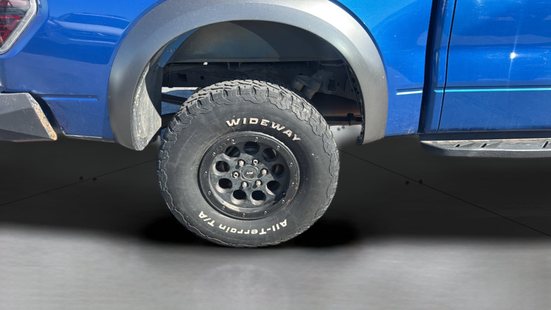 Used 2013 Ford F150 Raptor w/ Luxury Equipment Group AWD/4WD image 35