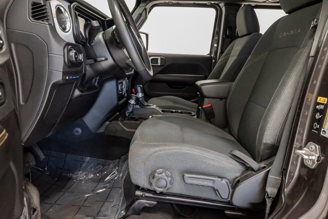 Used 2024 Jeep Wrangler Unlimited Sahara AWD/4WD image 12