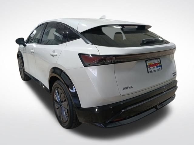 Used 2023 Nissan Ariya AWD image 3