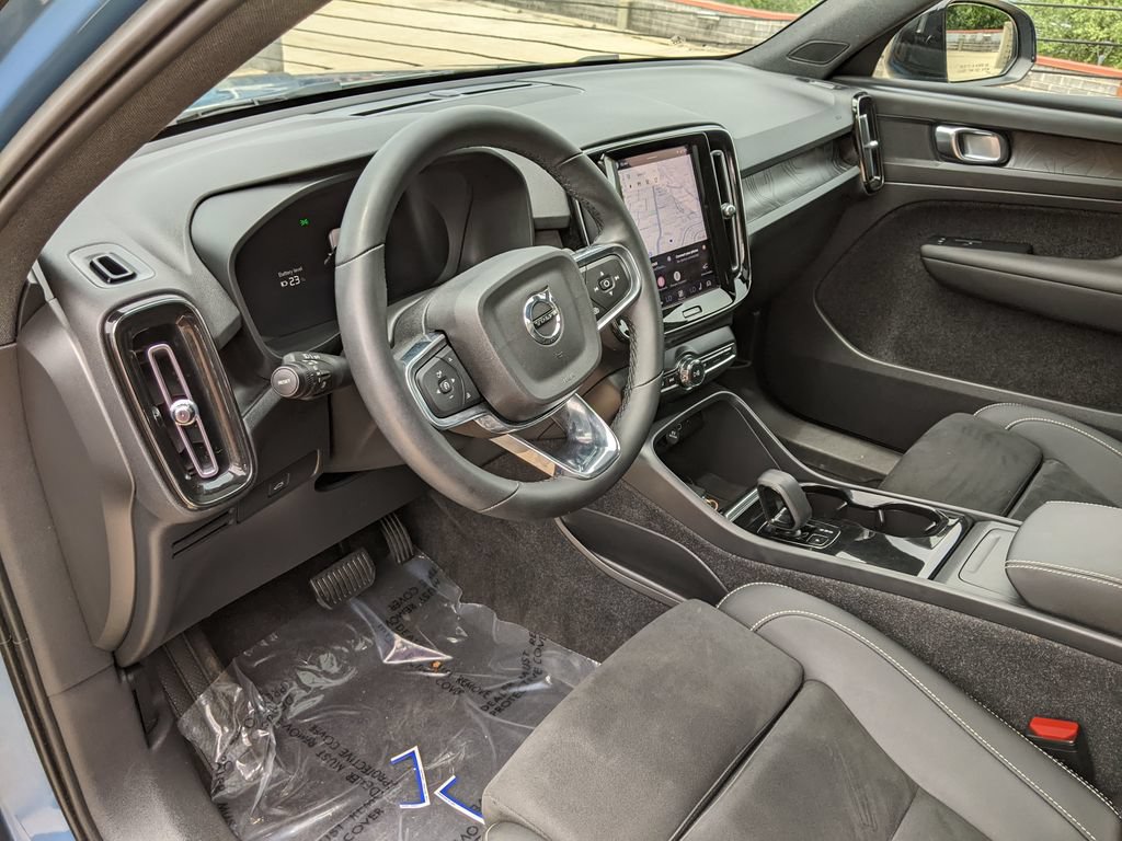 Certified 2023 Volvo XC40 Recharge Plus w/ Protection Package Premier AWD/4WD image 8