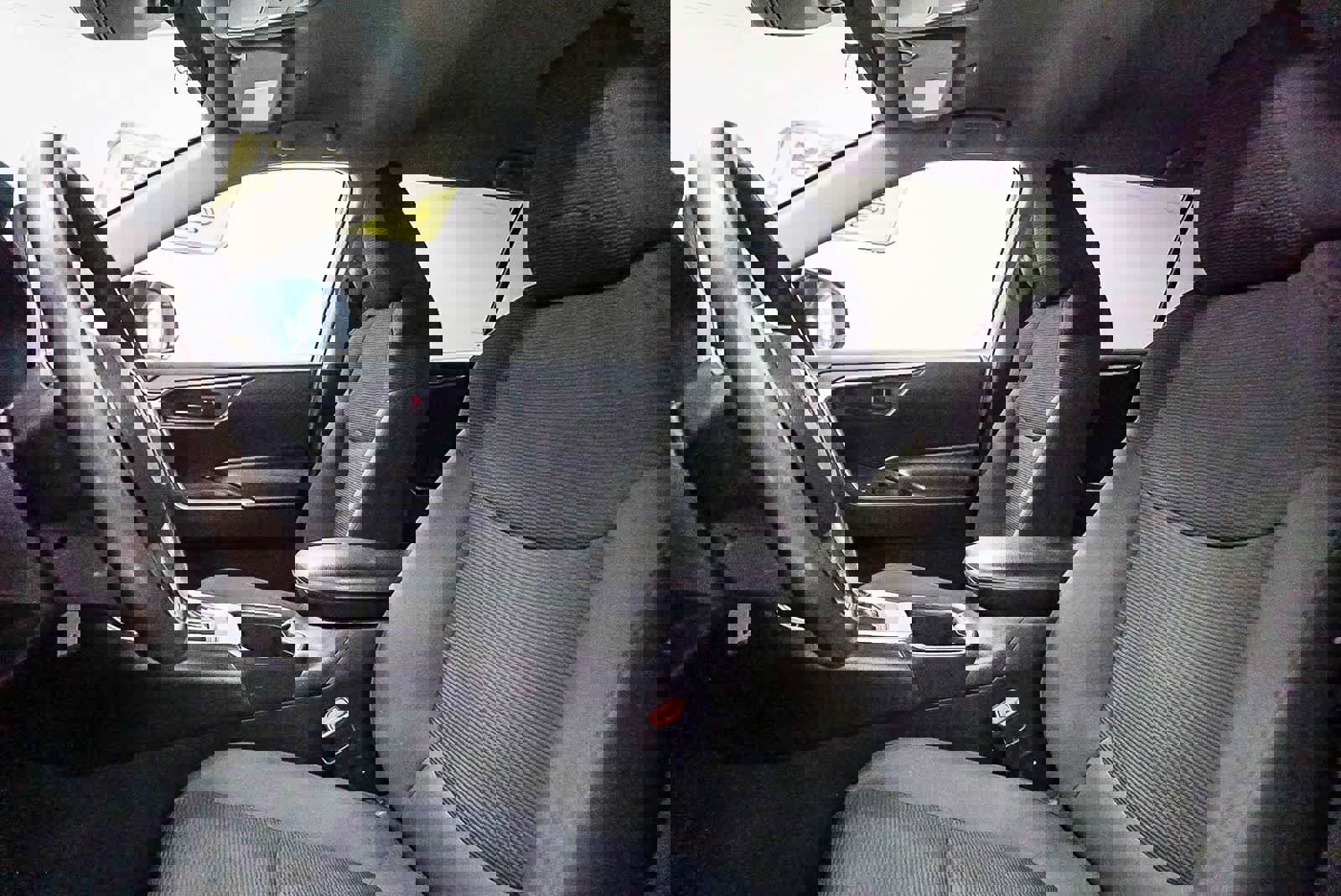 Used 2024 Toyota RAV4 LE image 18