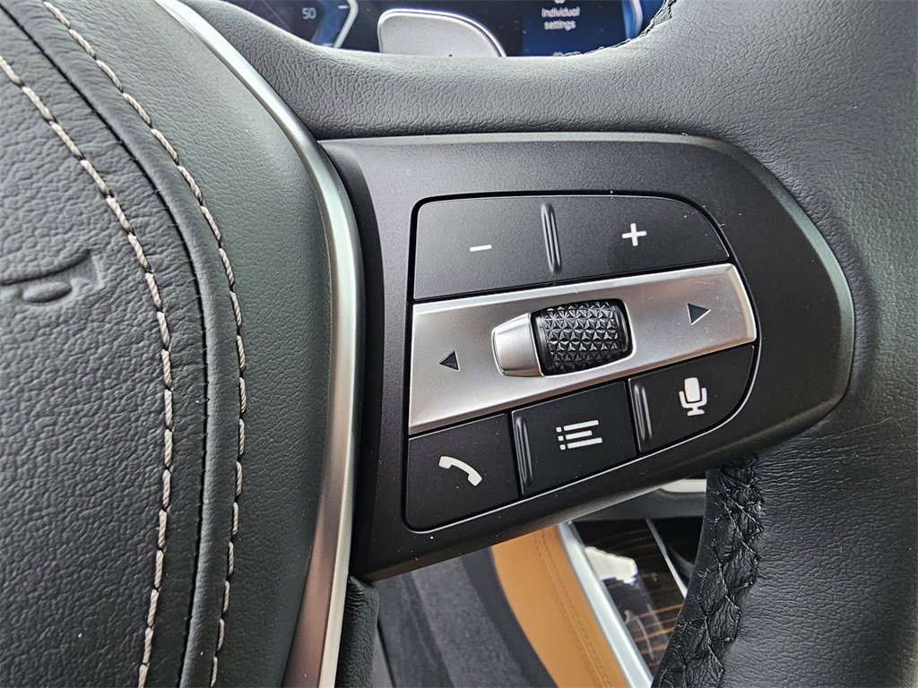 Used 2026 BMW X5 sDrive40i w/ Parking Assistance Package image 21